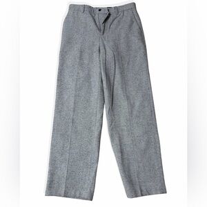 Zara women’s Wool blend pant. 
Size 12/31 light gray tweed. Flat front
Pockets